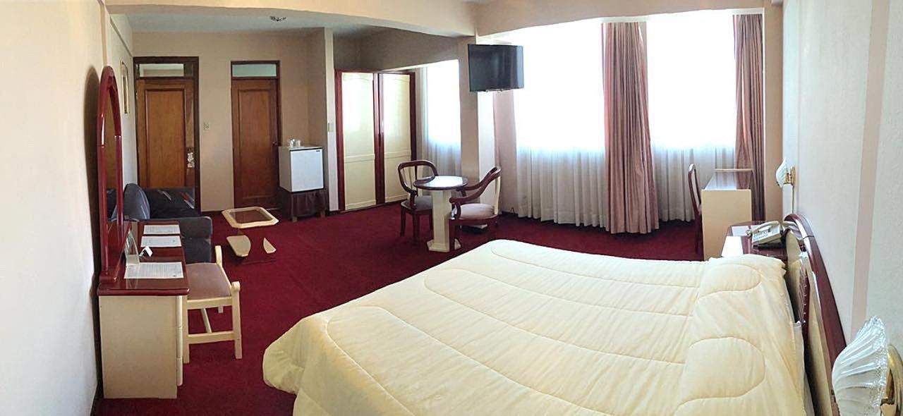 Americana Hotel Cochabamba Esterno foto